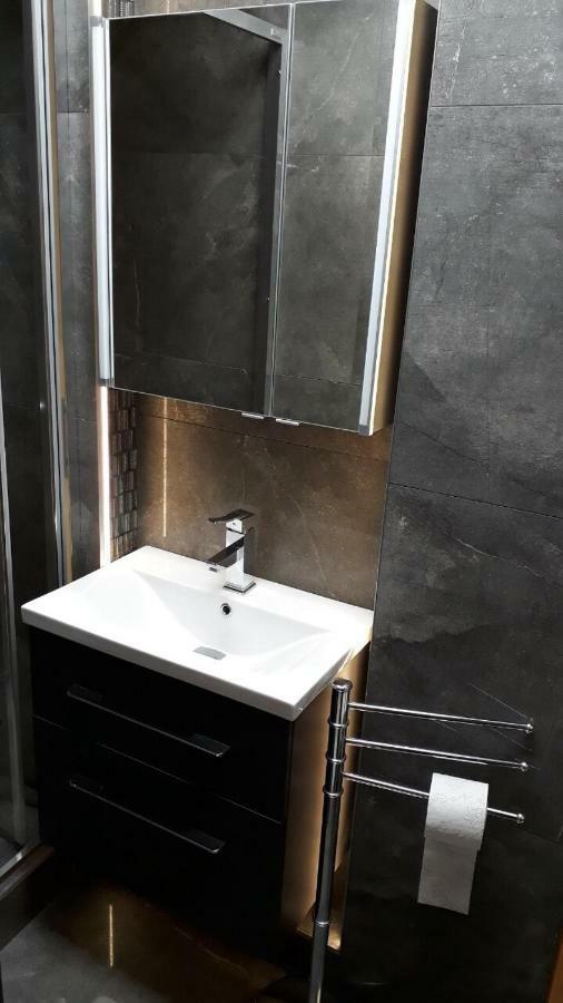 Monar City Center Apartment Free Parking Košice Buitenkant foto